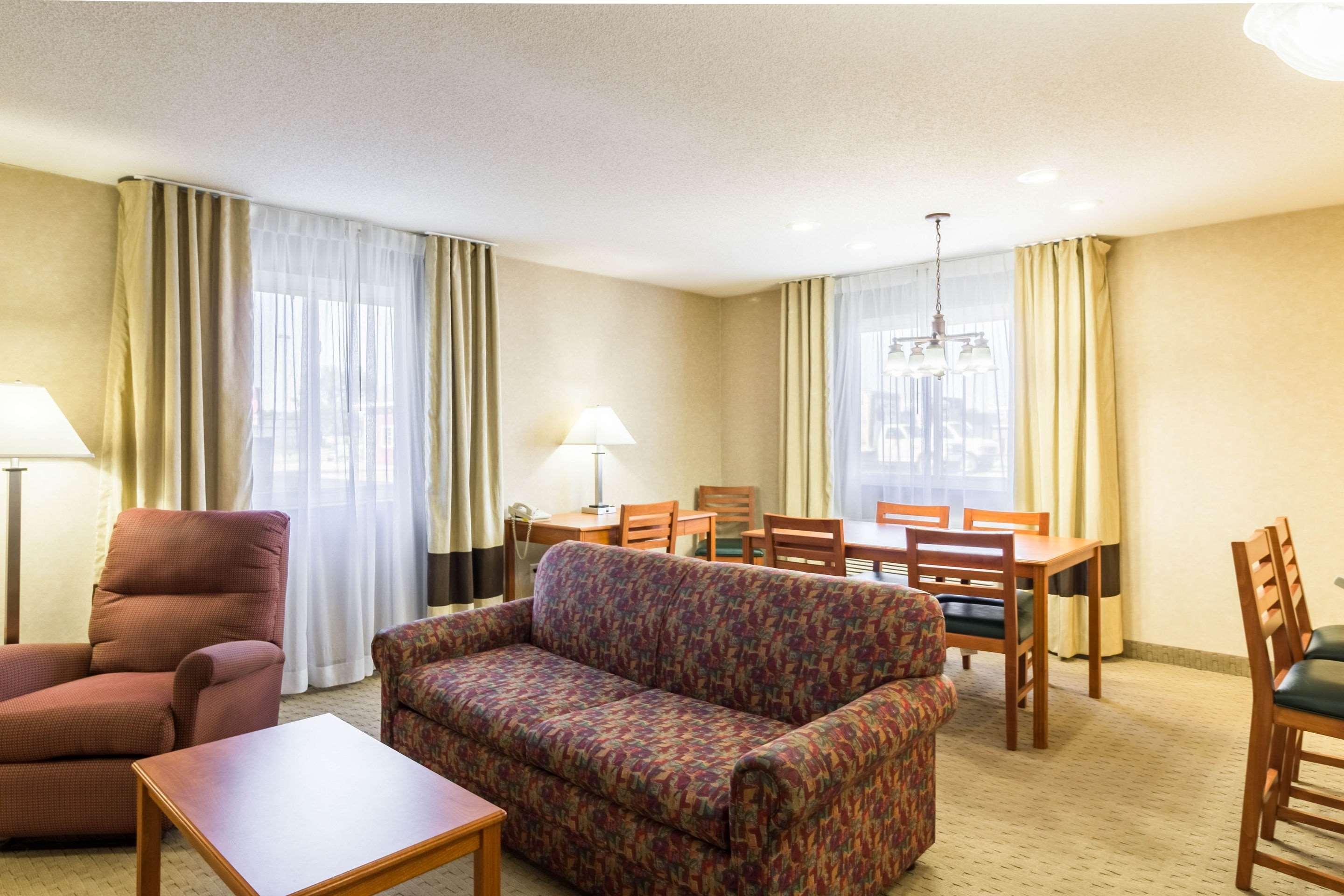 Quality Inn Marshall Mn Near University Exterior foto