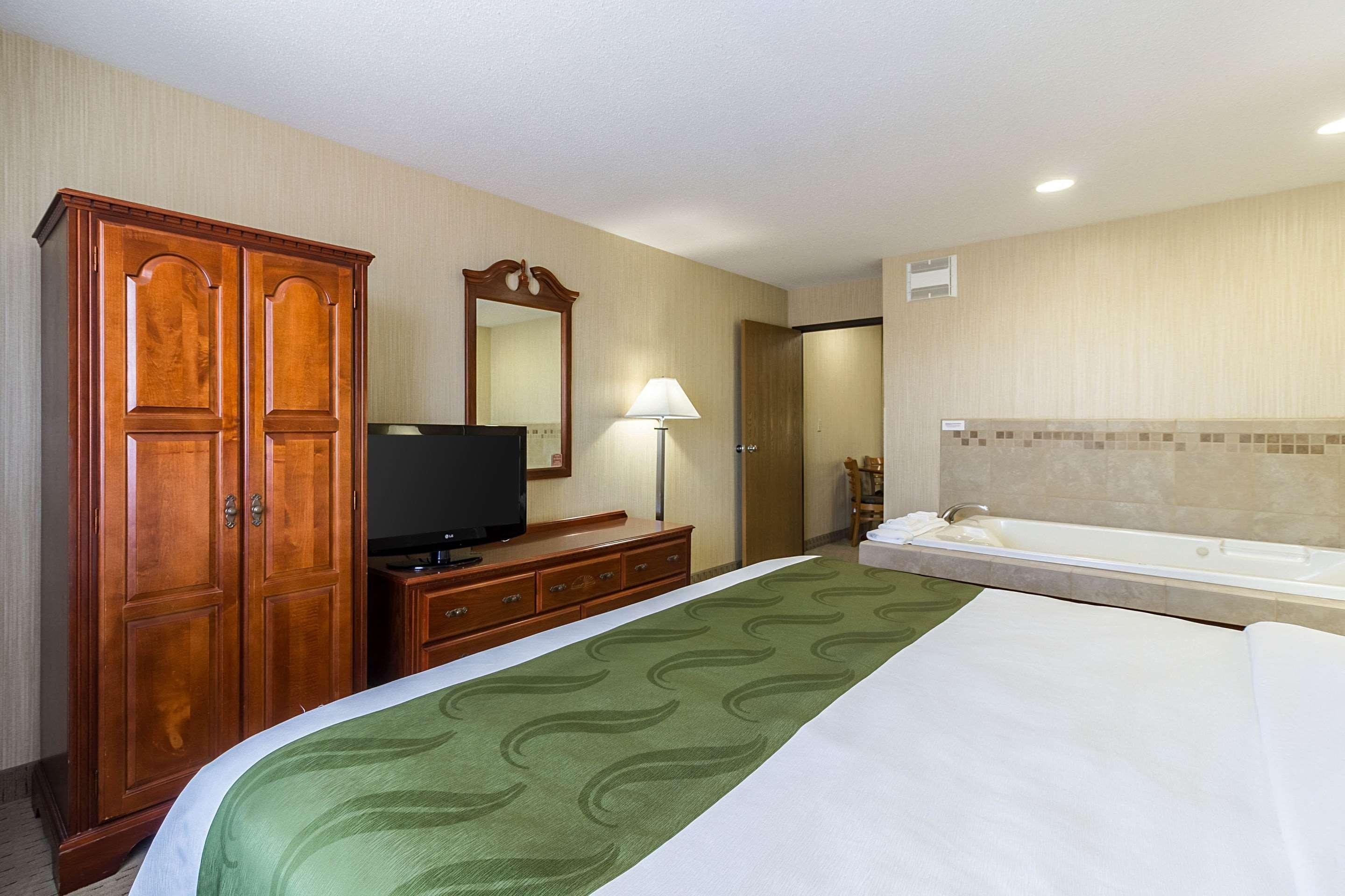 Quality Inn Marshall Mn Near University Exterior foto
